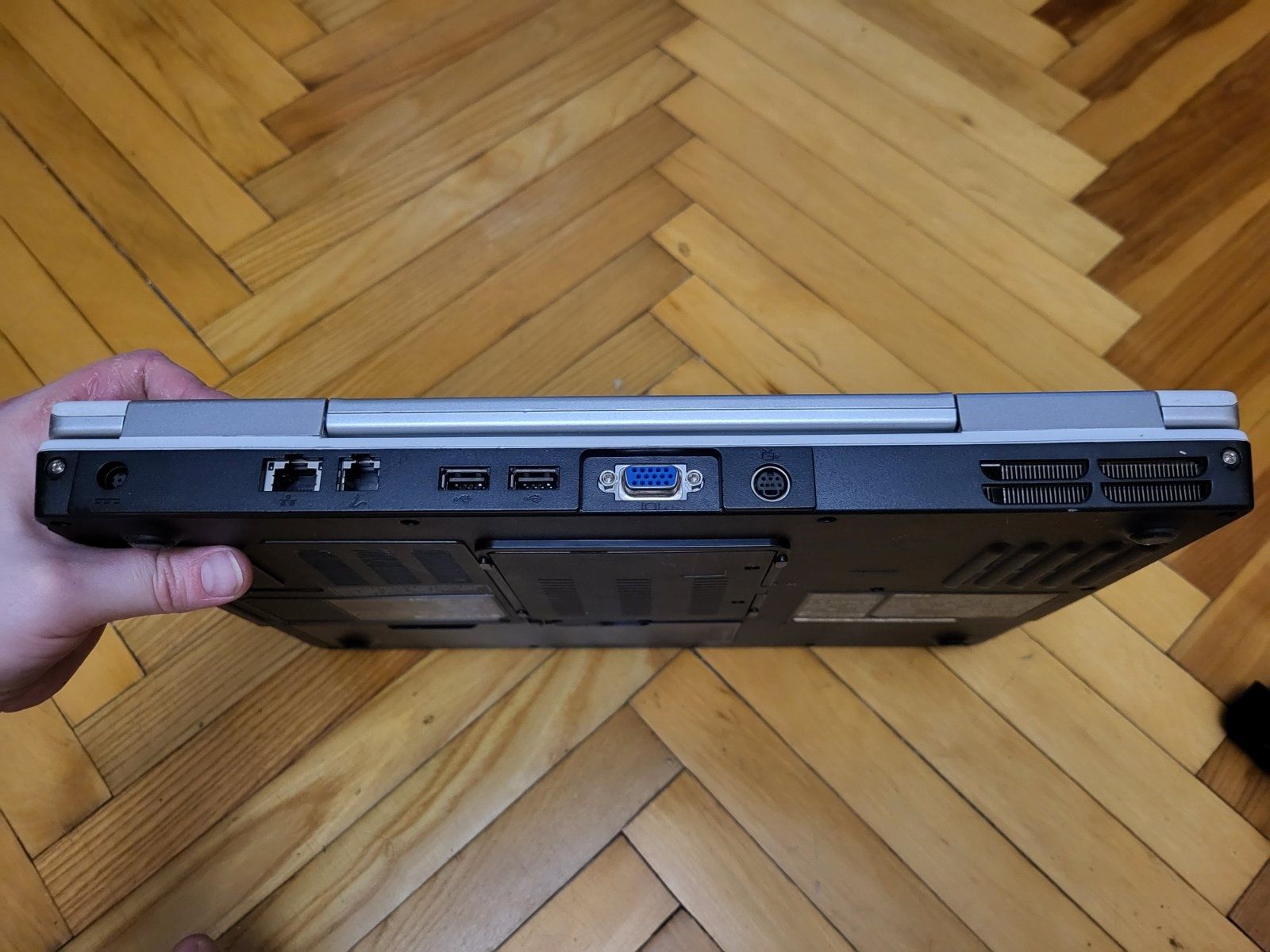 Ноутбук Dell Inspiron E1505