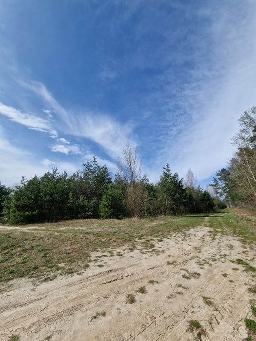 Продам землю 1.1 га ,фасад