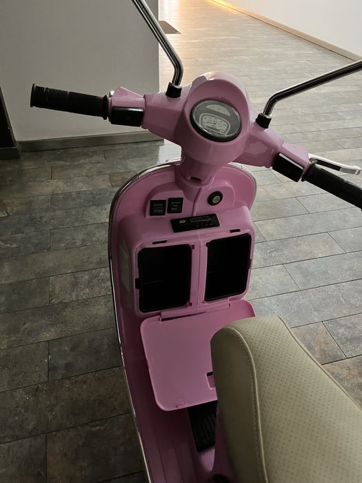 Moto eletrica vespa criança