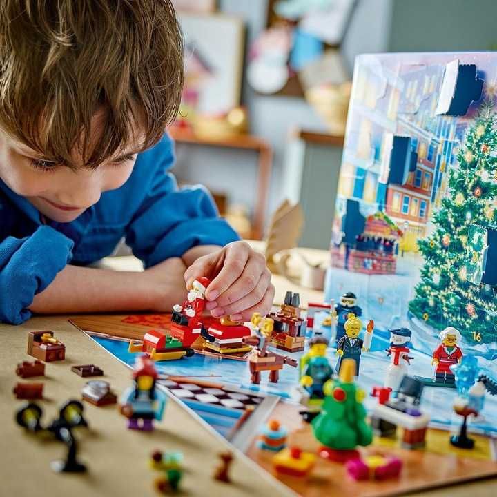 LEGO City 2023 Kalendarz adwentowy 60381 *WYPRZEDAŻ*