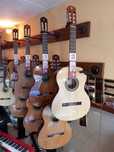 Guitarra Clássica  "ALHAMBRA"  [NOVAS]