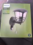 Sprzedam nowe lampy kinkiet zewnętrzny Philips E27Led