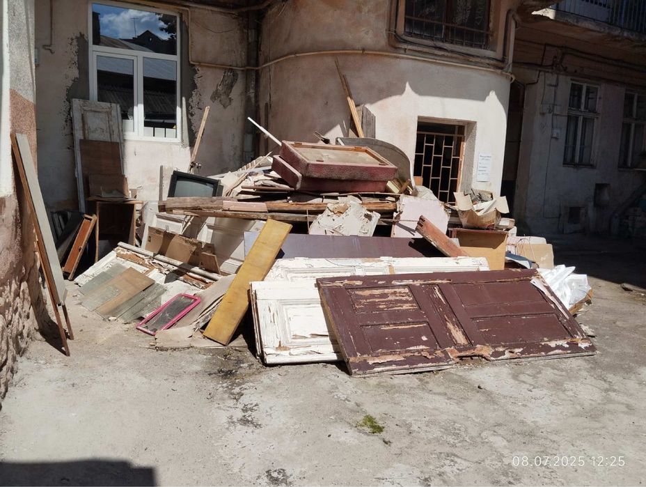 Вивіз сміття дешевше,вивіз меблів,утилізація,Львів хлам