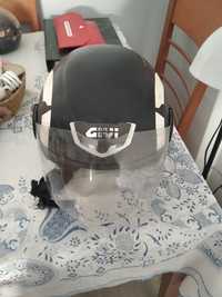 Capacete GIVI em bom estado