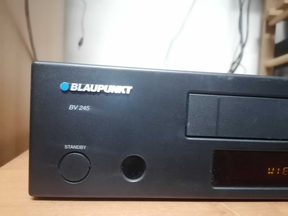 Magnetowid VHS Blaupunkt BV 245 pilot