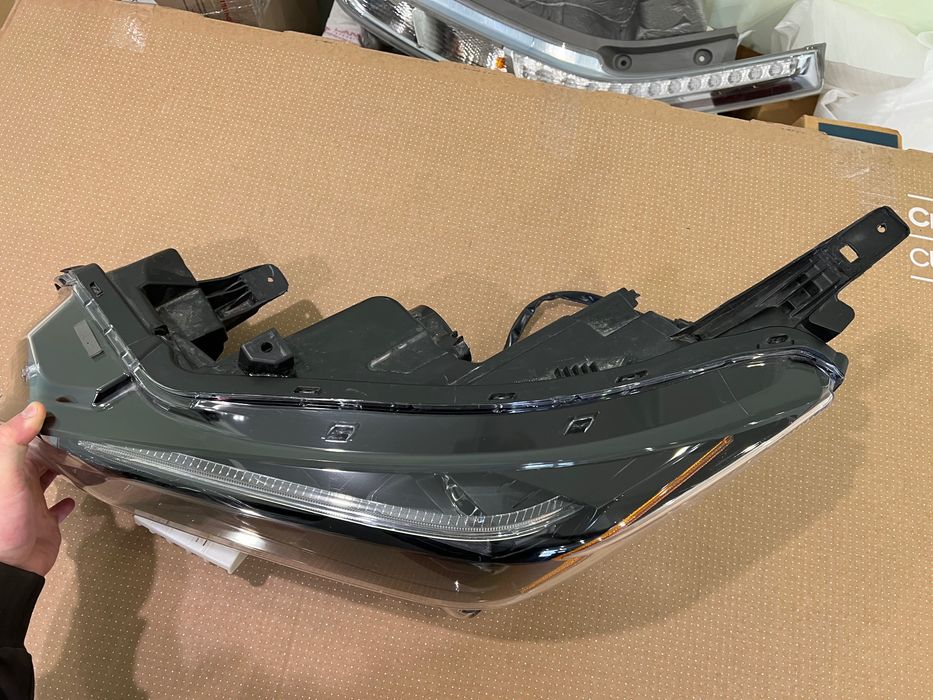 Фара Full led ZE1 Leaf