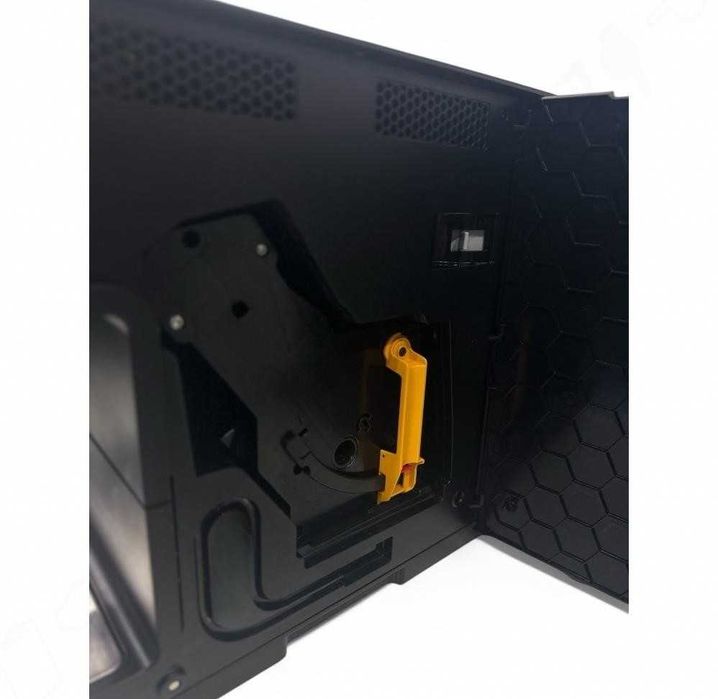 Miele / Міле Кавомашина CM 6350, автомат, сенсор, чорна