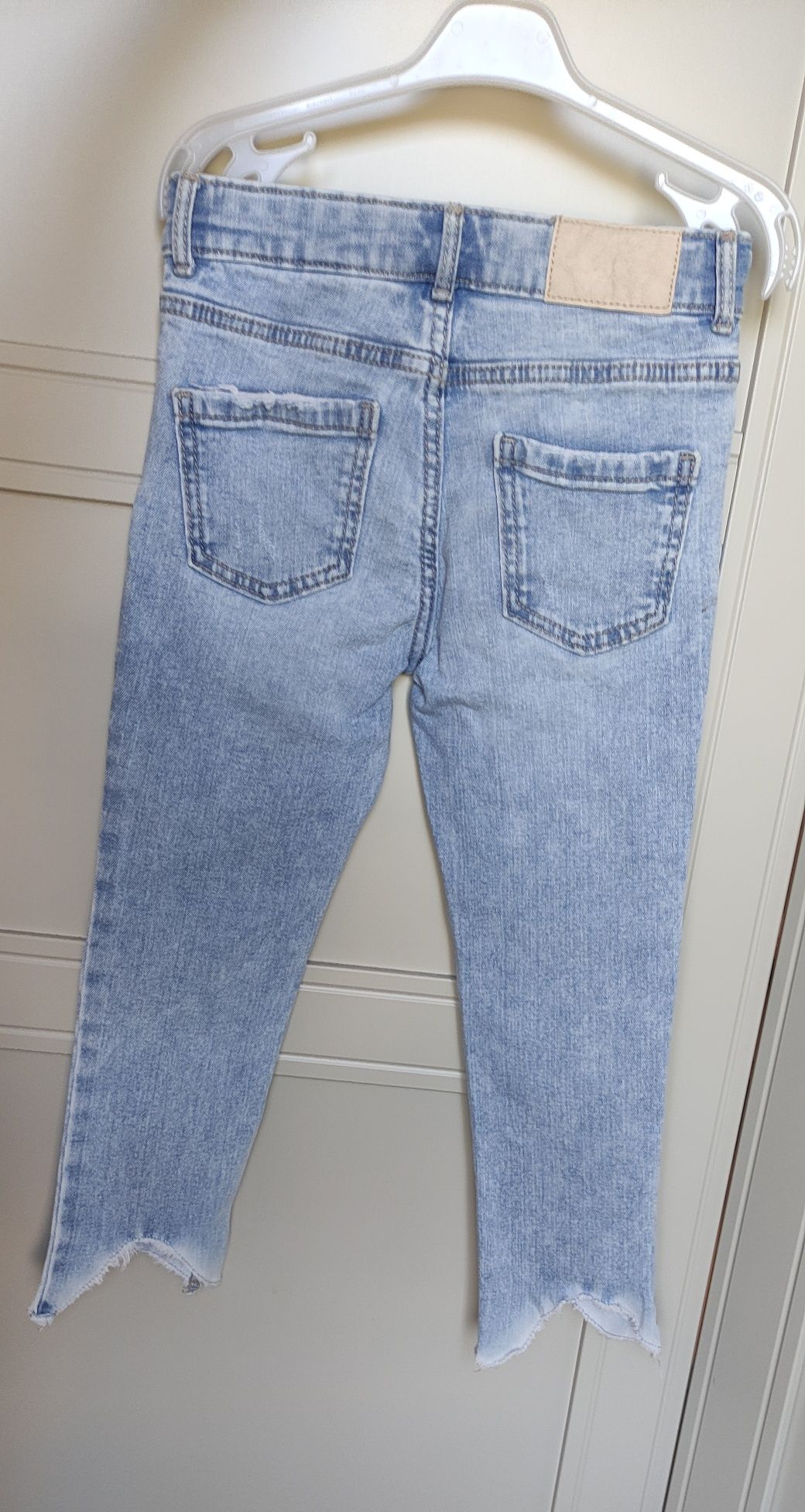 Jeansy Zara 104 rurki spodnie