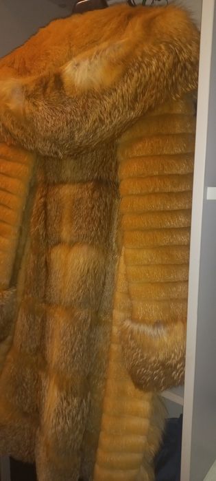Продам шубу из меха лисы miss lora