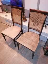 Dwa krzesła  do małej renowacji