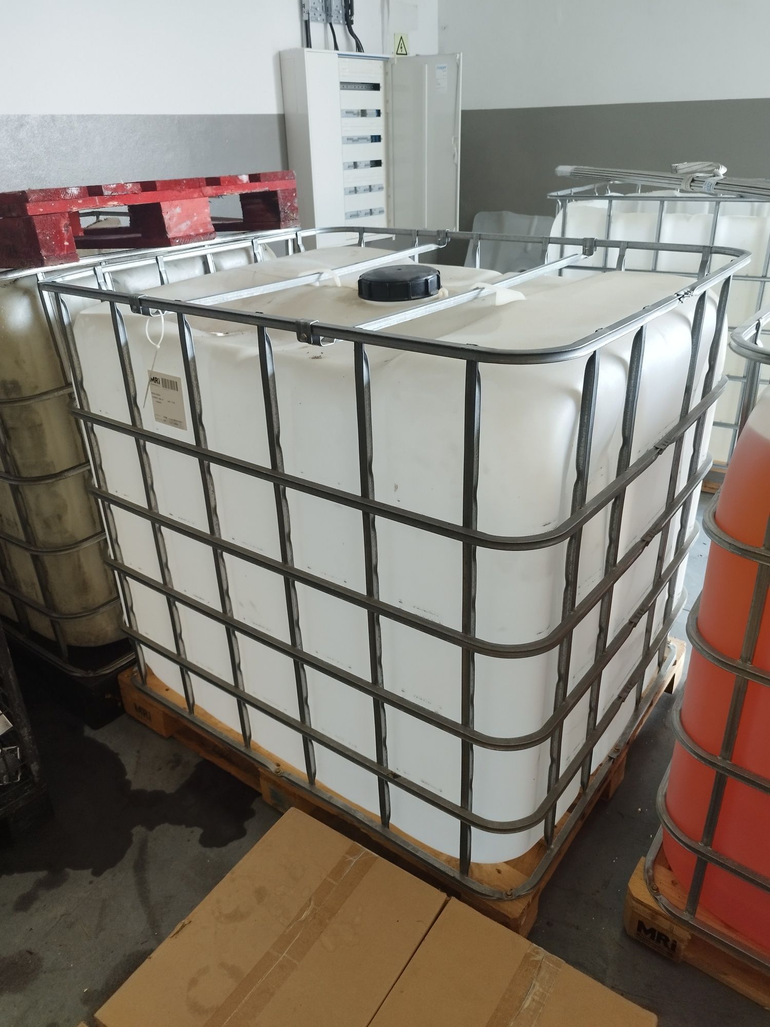 Bidão com capacidade de 1000L