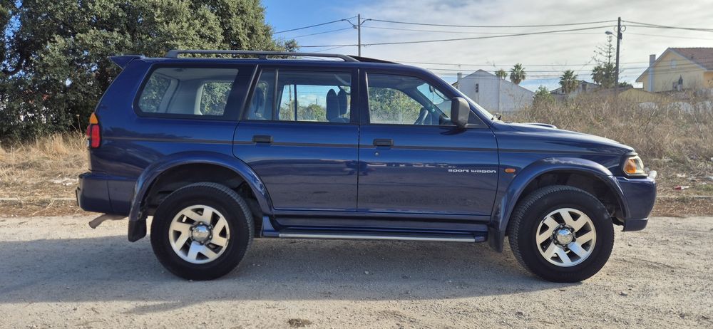 Mitsubishi Pajero Sportwagen 2.5TD NACIONAL de 2000