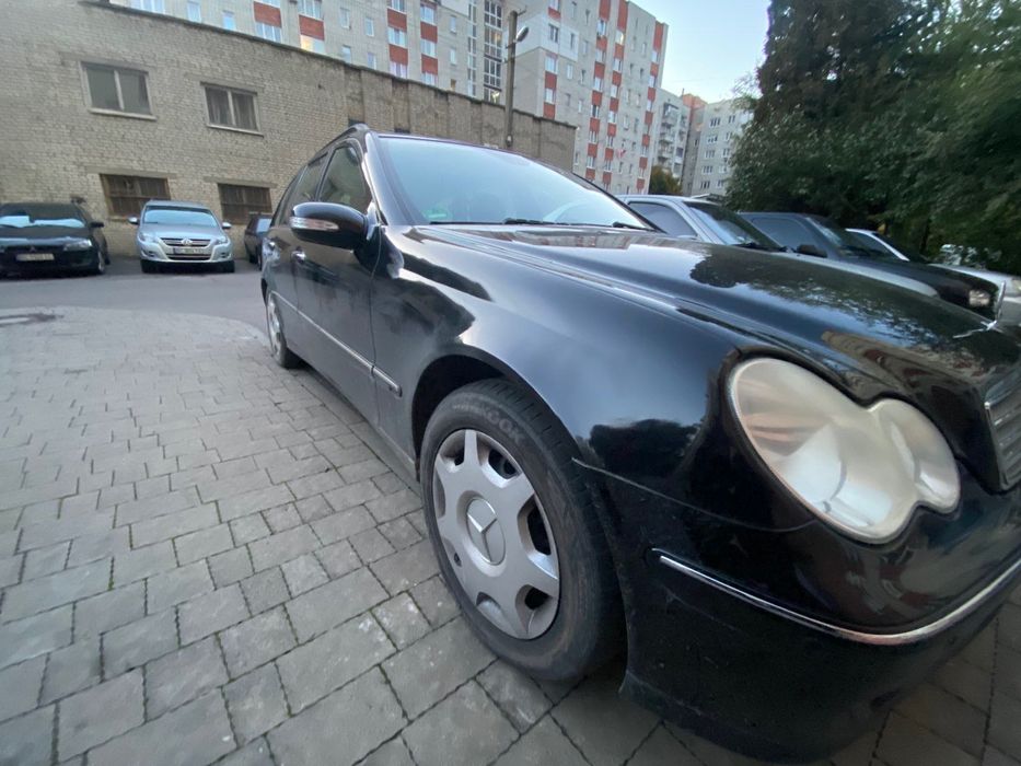 Мерседес. С-200 компресор