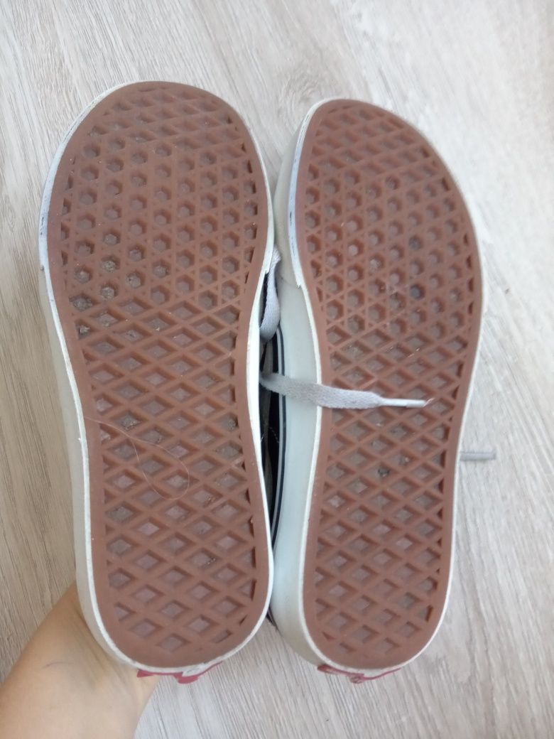 Buty Vans Old Skool SK8-Low r.36,5