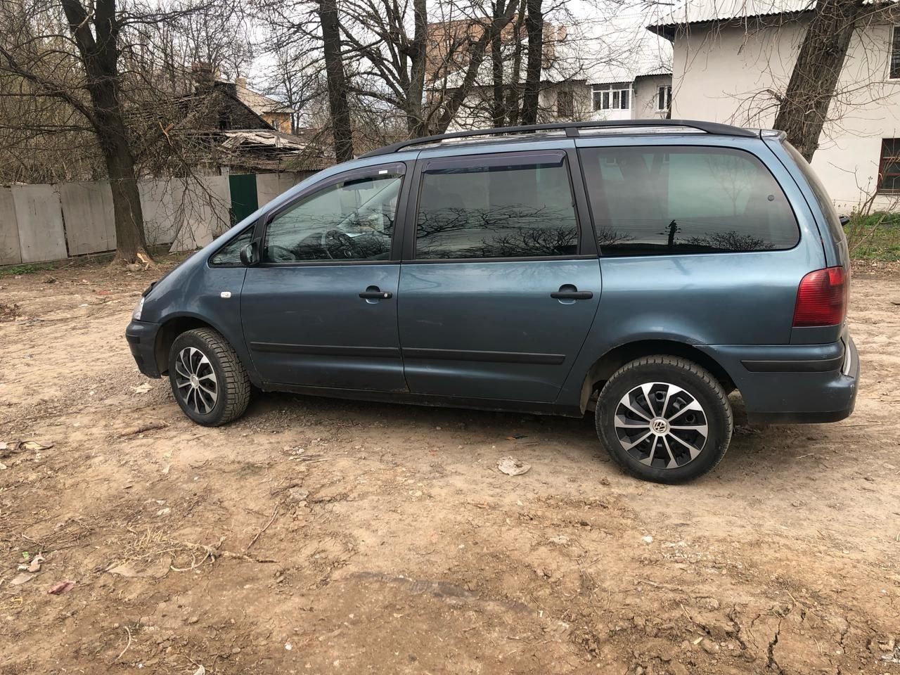 Volkswagen шаран 2003 1.9 дизель