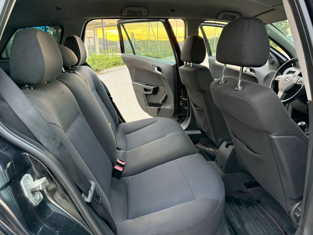 Opel Astra , у гарному стані