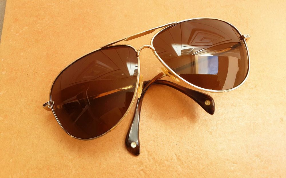 Óculos Sol Miguel Vieira + Óculos Ray-Ban + Extra - Os 3 - 50€