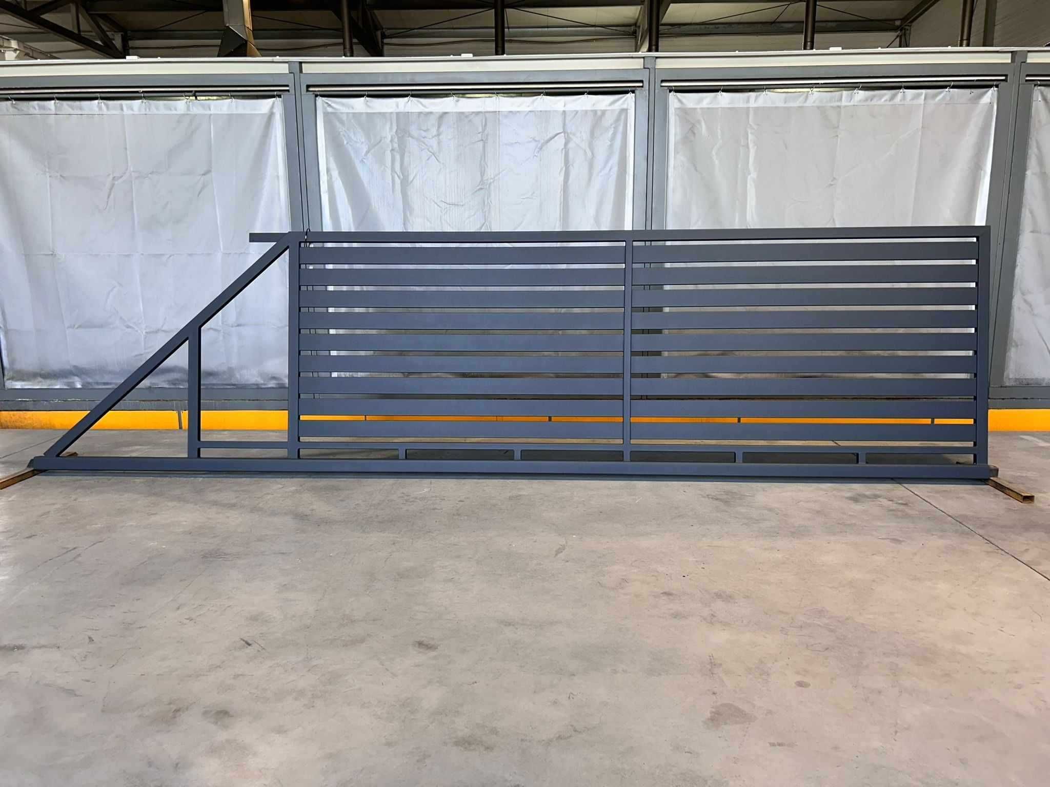 Brama przesuwna 4m x 1,12m profil poziomy 100x20 PRODUCENT