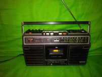 Radiomagnetofon przenośny Aiwa TPR-910