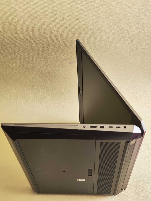Ноутбук HP ZBook 17 G5 Core i5-8400H/16Gb/SSD/NVIDIA P1000 4Gb