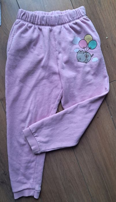 Spodnie dresowe dla dziewczynki pusheen