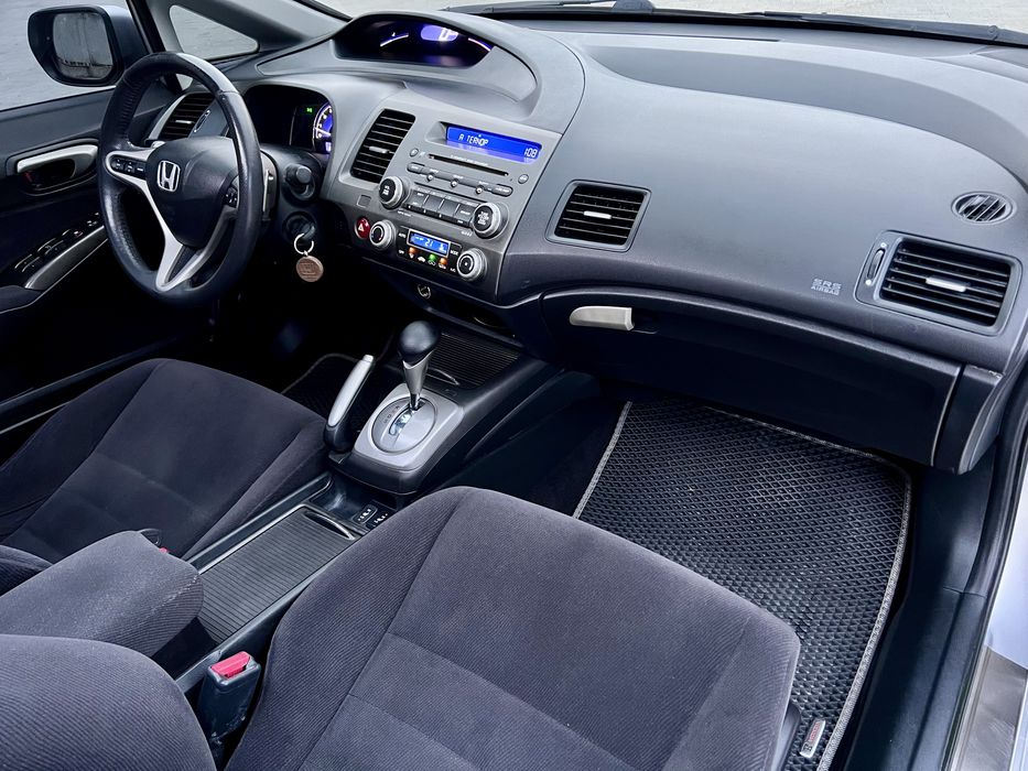 Honda Civic АВТОМАТ 1.8 ГАЗ/Бензин