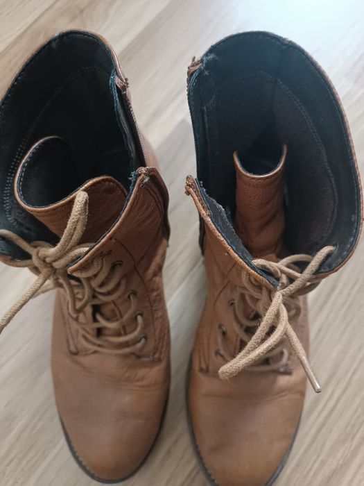 Botki  półbuty r 39 SPM
