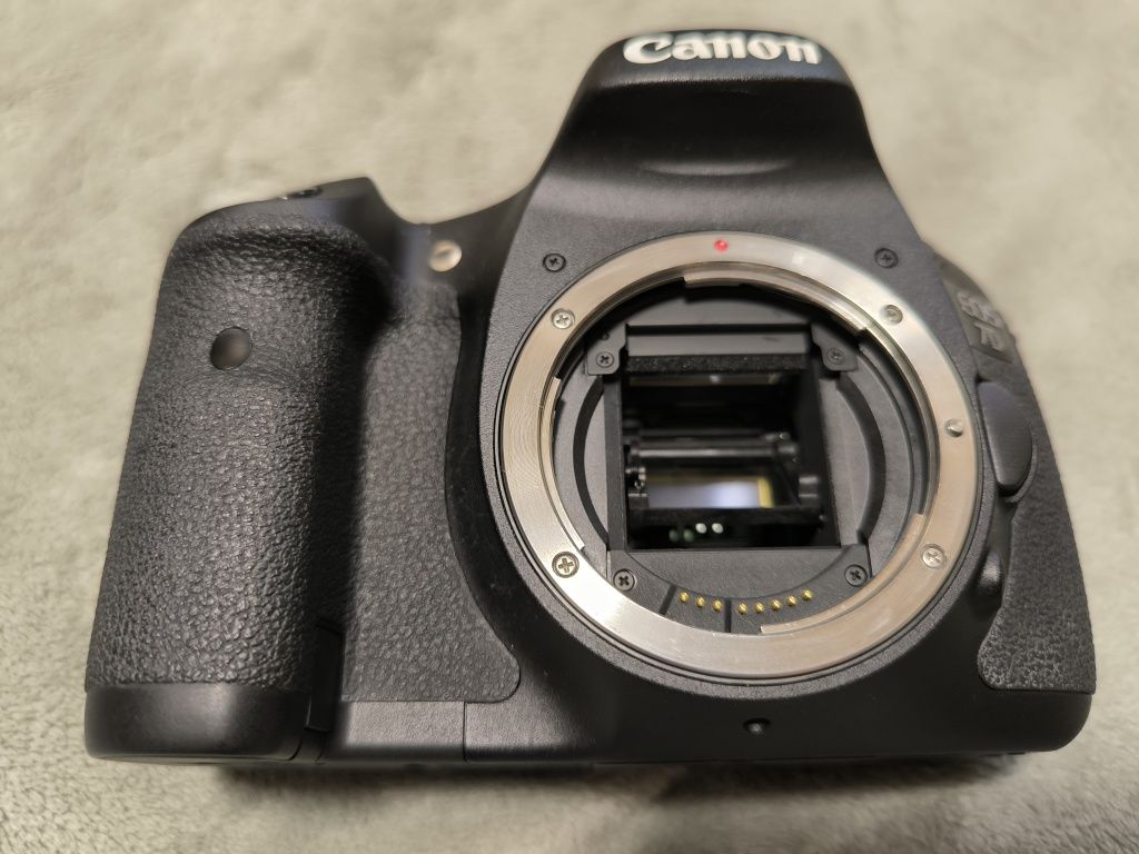 Canon EOS 7D Ідеальний стан, пробіг 10 тис