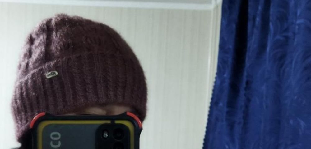 Шапка жіноча тепла, Нова(об'єм 40-60см)