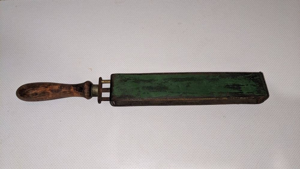 Інструмент для загострення ,мусат,борд,брусок заточний.