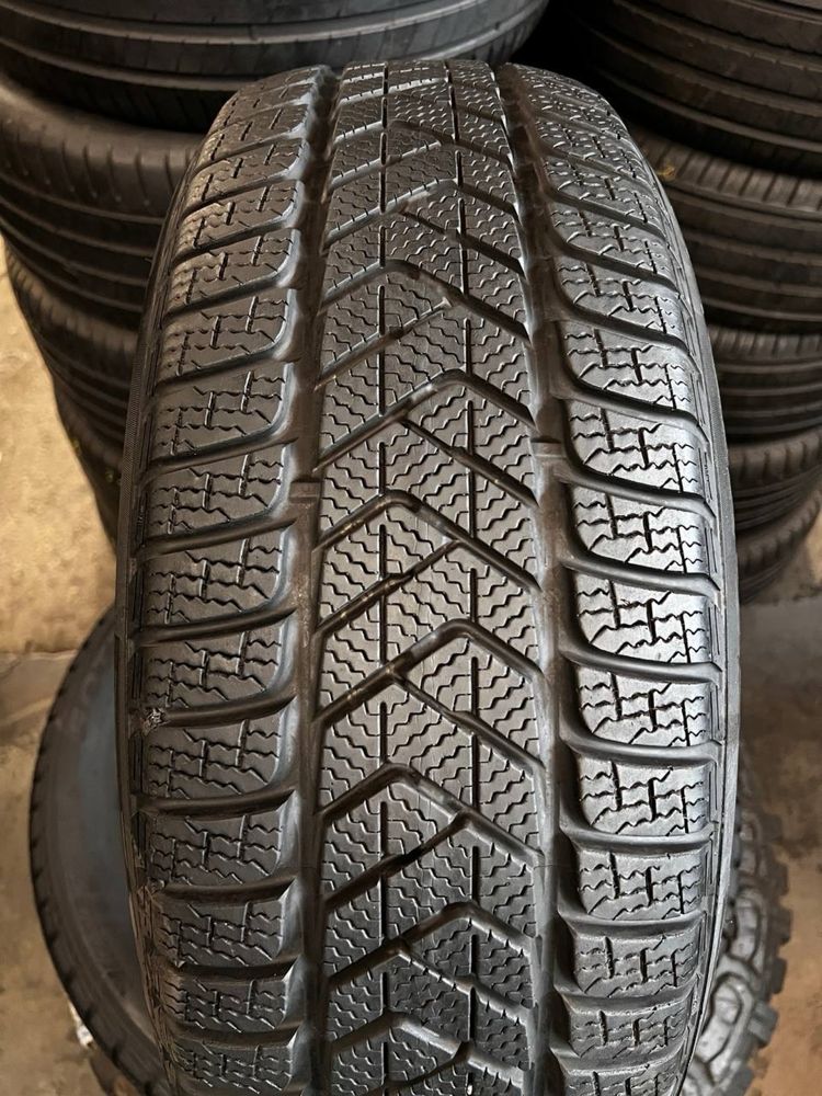 Шини Зимові 215х55хR18 PIRELLI SOTTOZERO 3 / 4шт / 90+%Залишок / 2022р