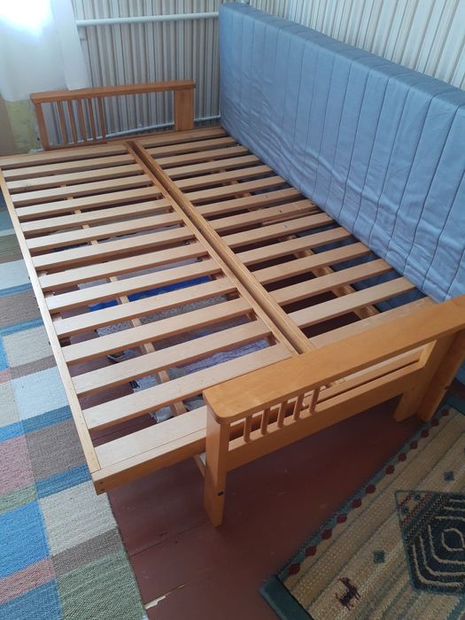 Łóżko że stelażem Stan Idealny +2 materace