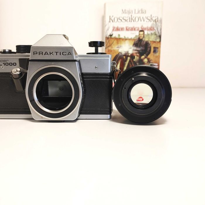 Analogowa Lustrzanka z 1980 r PRAKTICA Super TL 1000 lens 50mm 1:1,8