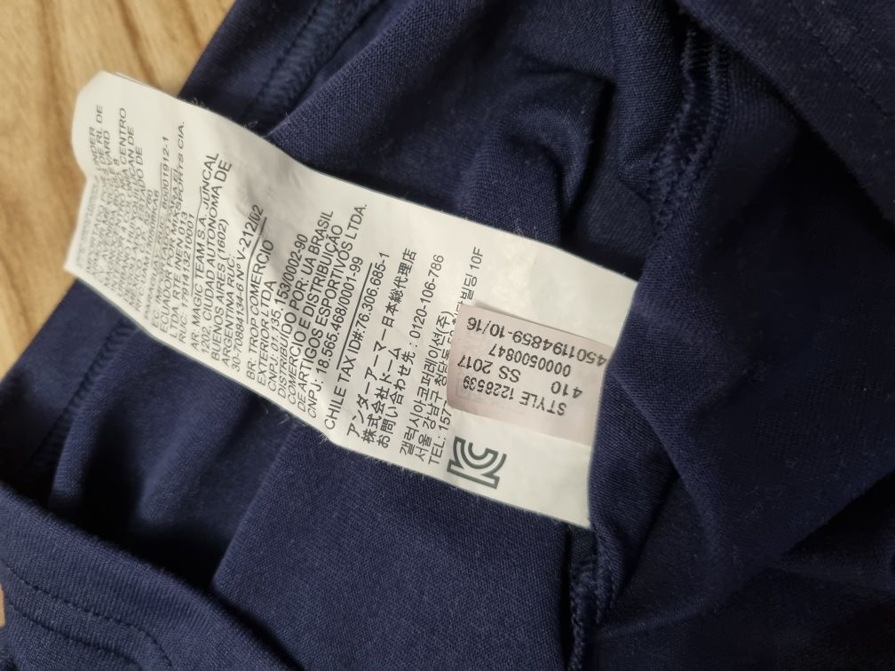Koszulka bluzka Under armour M 38