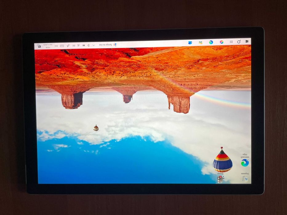 Microsoft Surface Pro 6. Windows 11 pro/ i5/8gb/ssd 256.