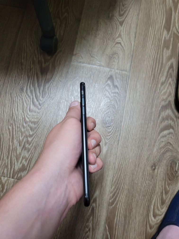 iPhone 7 plus 32 gb