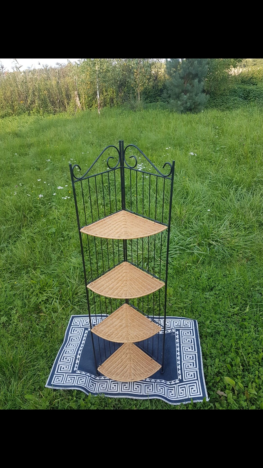 Regał/ witryna narożna/ rattan/ wymiary 142×30x30