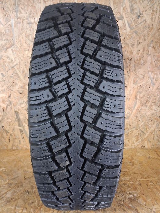 Opony wzmacniane 225 65 R16