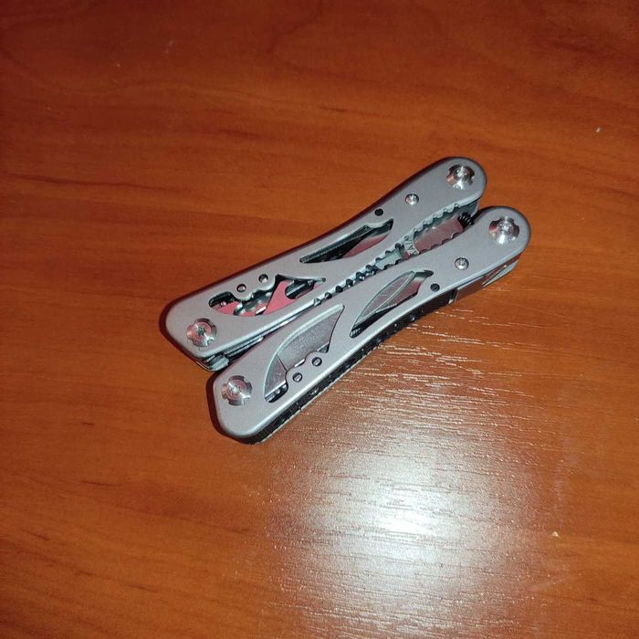 Мультитул Workpro W014061 з поясним чохлом