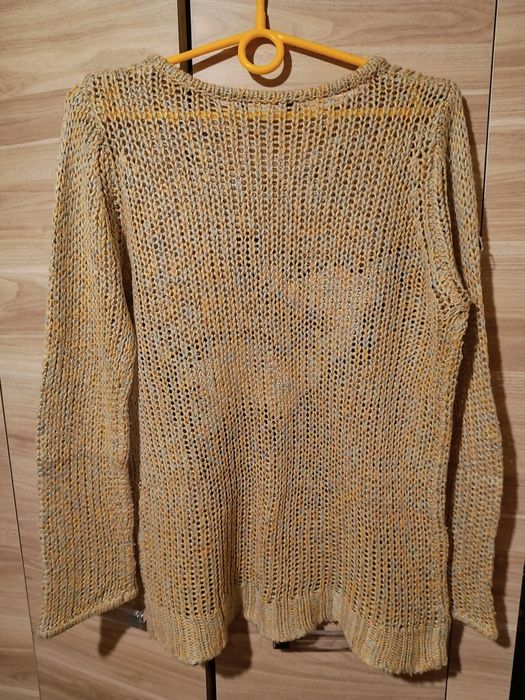 Sweterek bluzka z jelonkiem