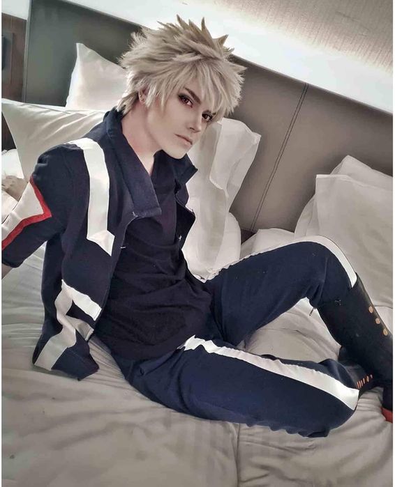 Kostium szkolny unisex do cosplayu z elast. pasem Rozmiar L