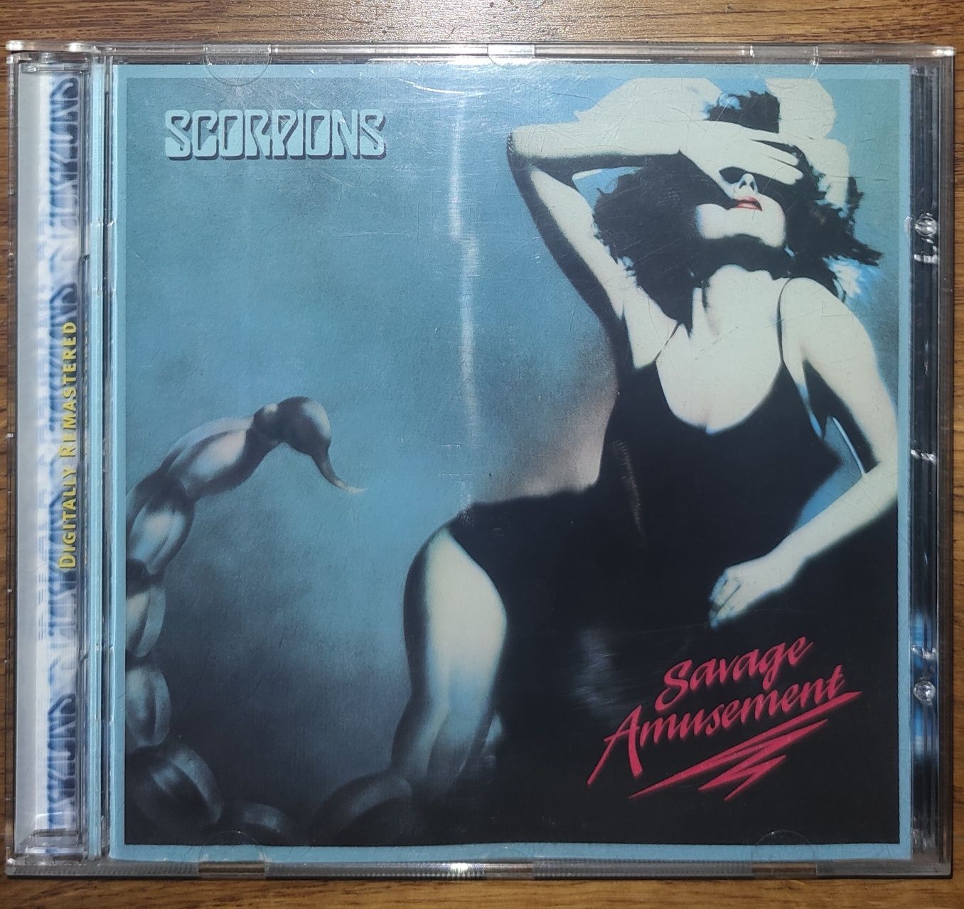 Scorpions, 2001 limitowana edycja CD (jak nowa)