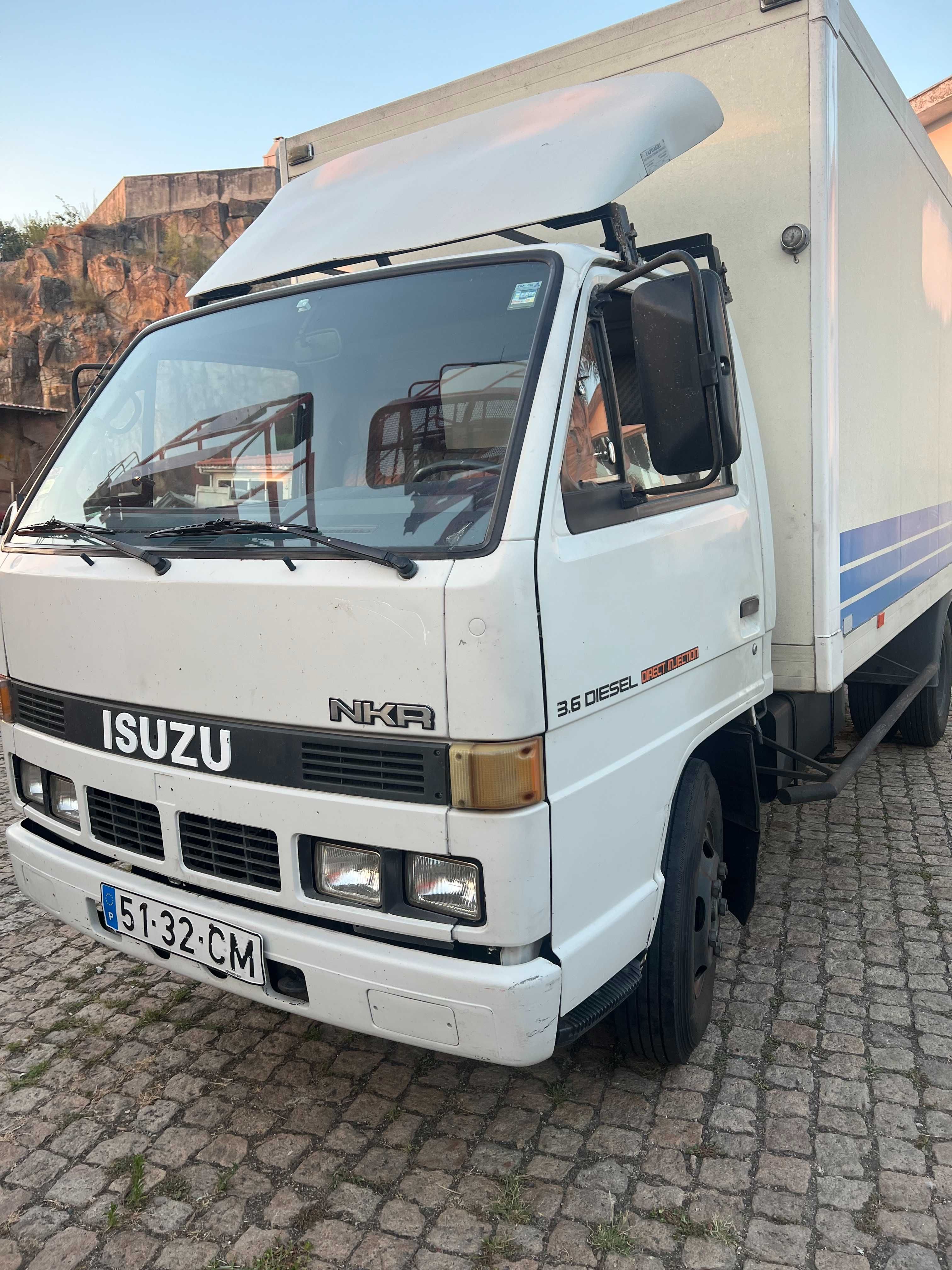 Carrinha Marca Isuzo, modelo NKR-3600