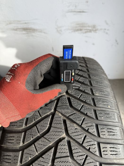 Koła felgi 5X112 R20 Audi Q7 4M opony zimowe 255/50R20 Yokohama