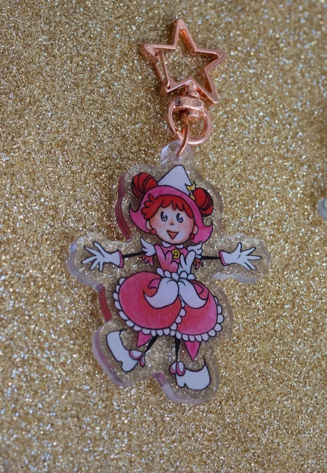 Porta-chaves/charm acrílico bruxa mágica Doremi (preço por unidade)