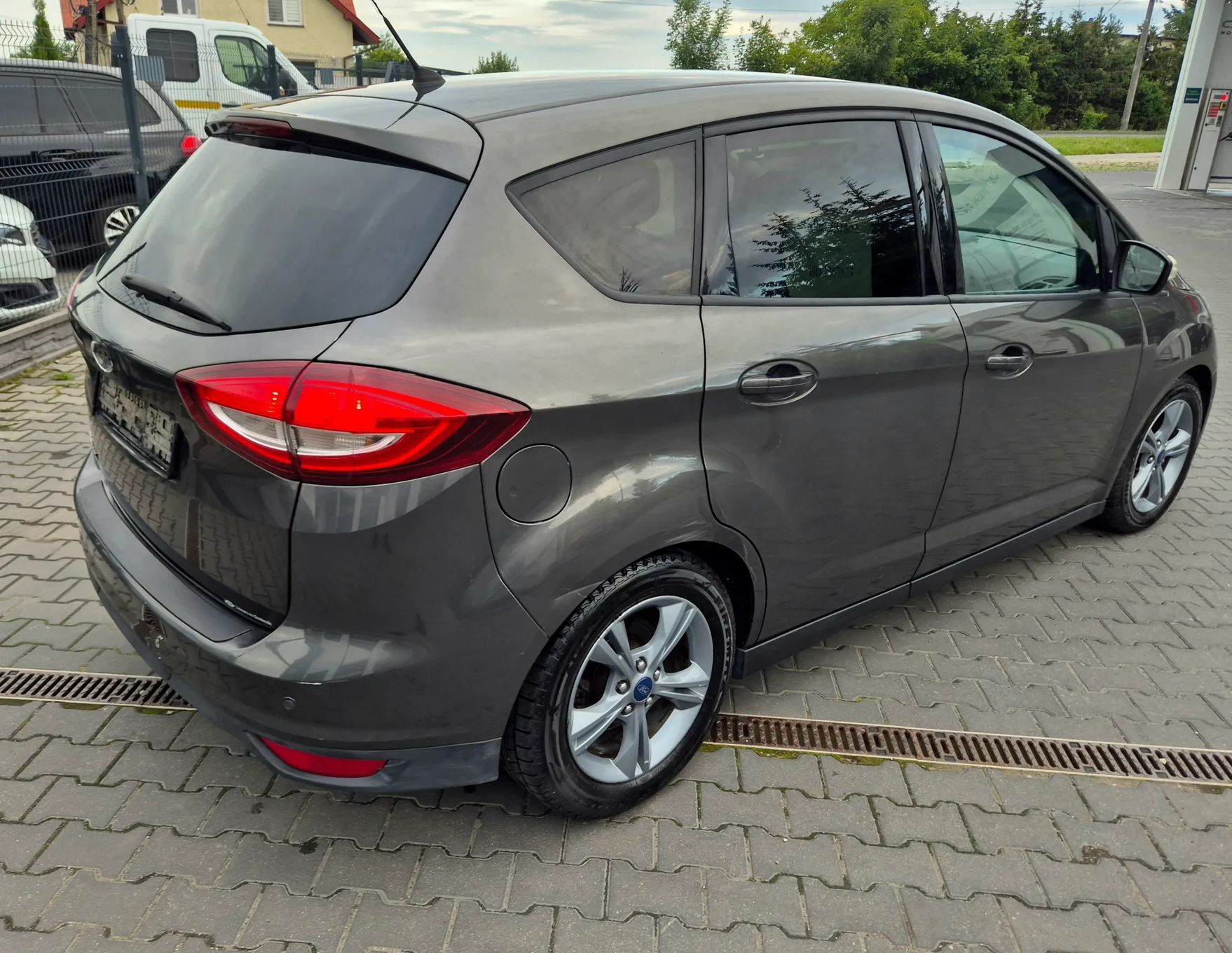 Ford C-MAX Ford C-Max 1.5 TDCi 2016 • 190 000 km • Od nowości w rodzinie