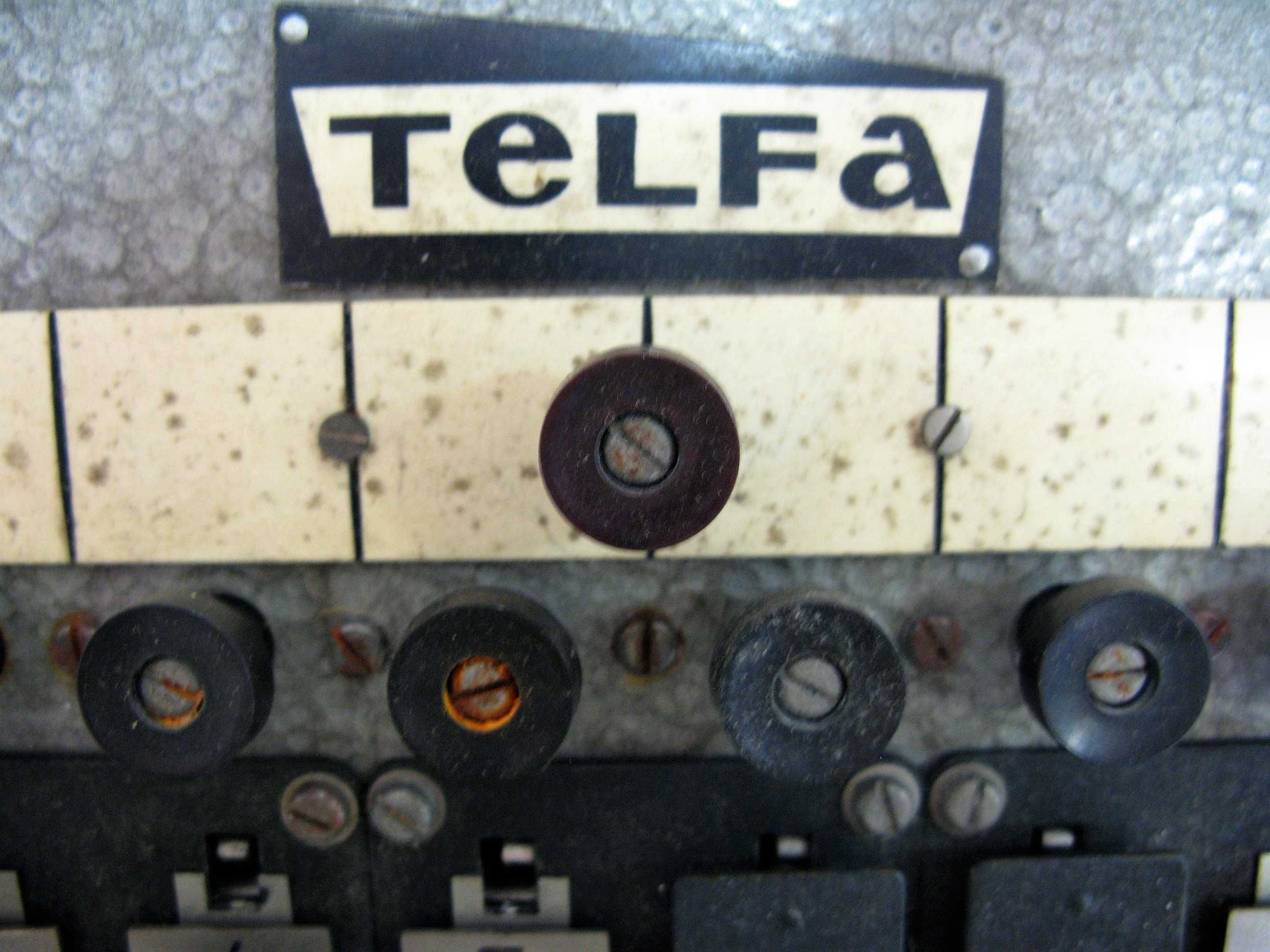 UNIKAT Łącznica polowa telefoniczna PŁMB-10 r.1961 TELFA Bydgoszcz PRL