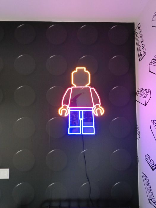 Duży Ludzik LEGO Neon LED na prezent dla dziecka lampka urodziny