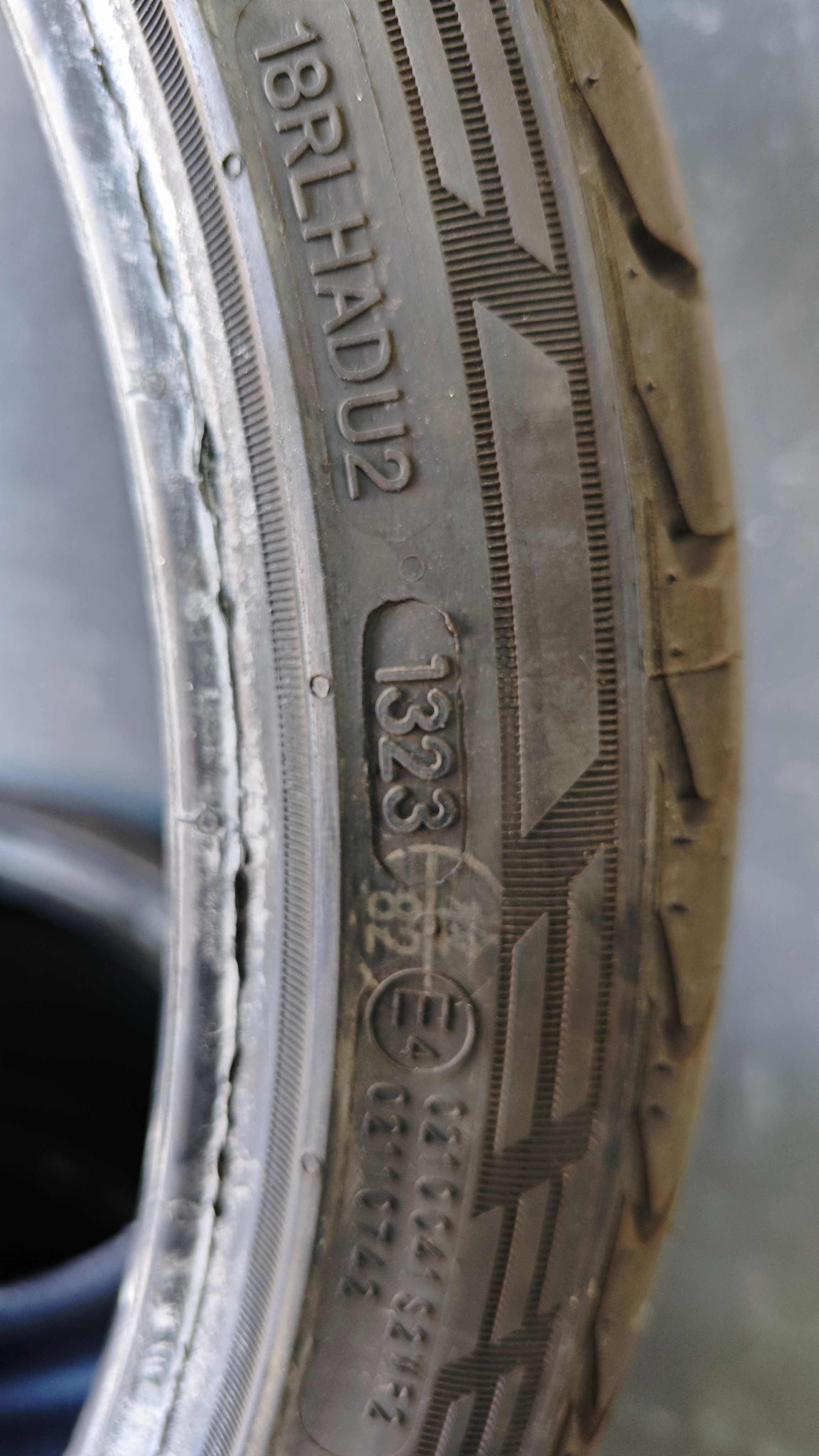 Conjunto 2  pneus 225/35R19 Matrax Alba