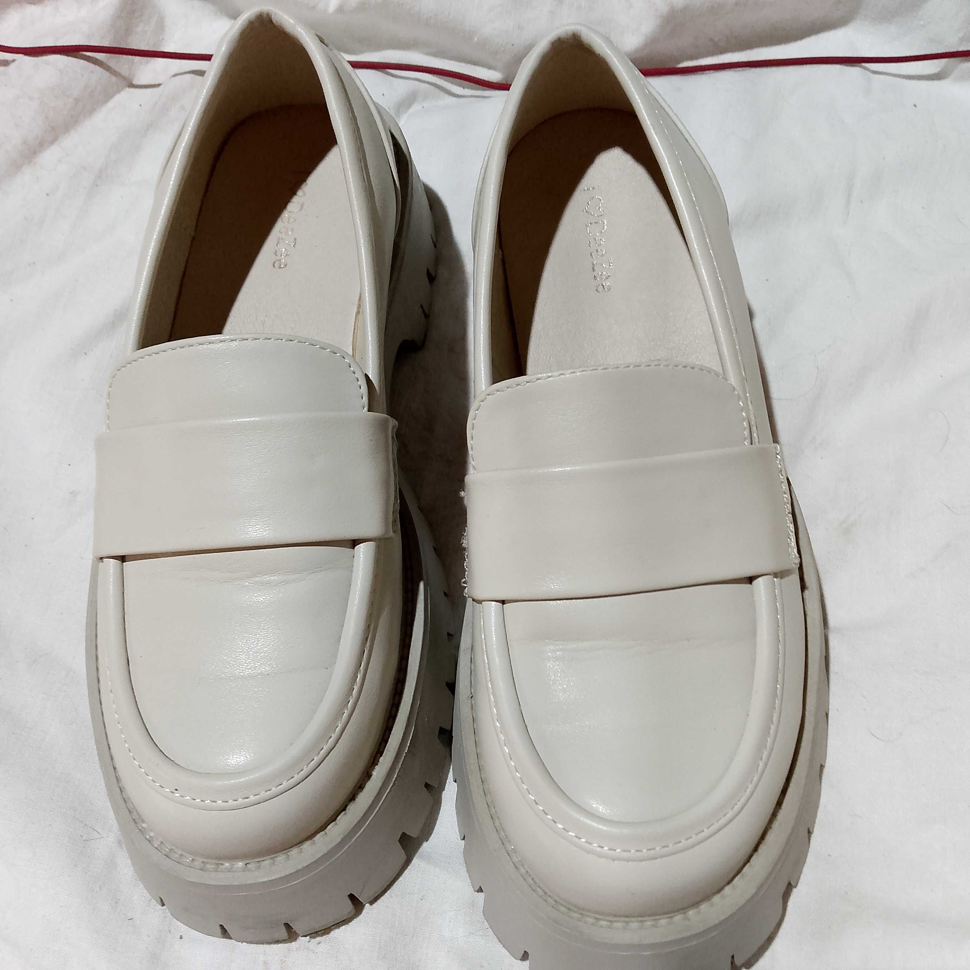 Buty damskie i DeeZee rozm 35
